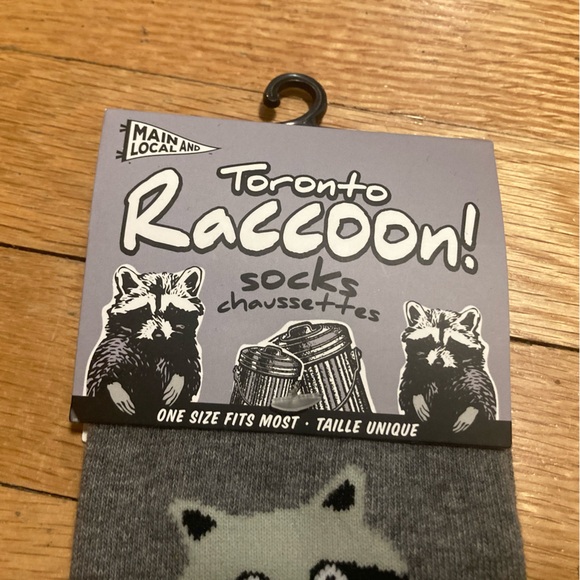 FREE ADD-ON!! 🆓 NWT - Toronto Raccoon socks! Grey, 75% cotton, unisex. - Picture 6 of 6